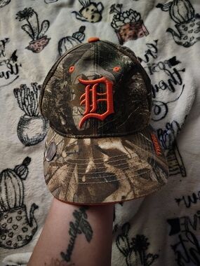 Detroit Tigers Camo Baseball Cap with Orange Logo